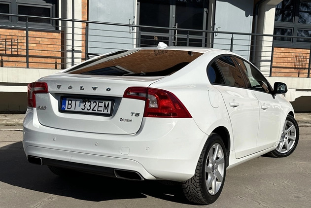 Volvo S60 cena 56000 przebieg: 144500, rok produkcji 2014 z Białystok małe 172